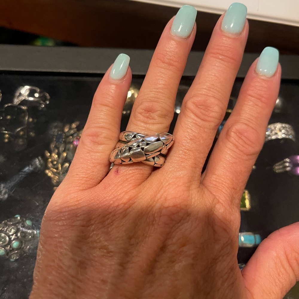 John Hardy Palu crossover ring. 925 SS size 7